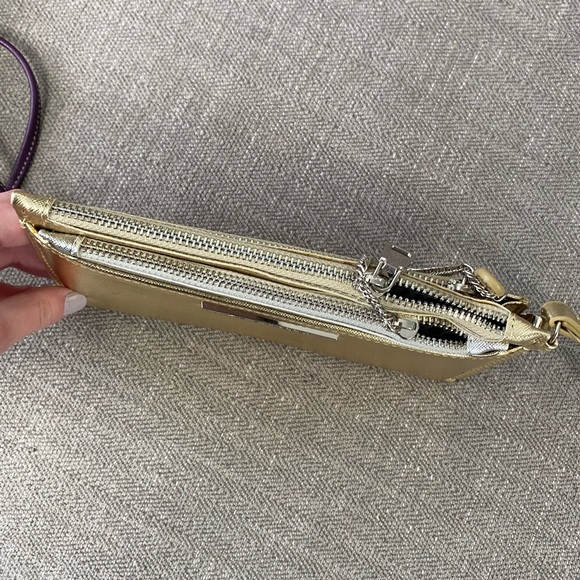 Steve Madden wristlet never used - Picture 2 of 2